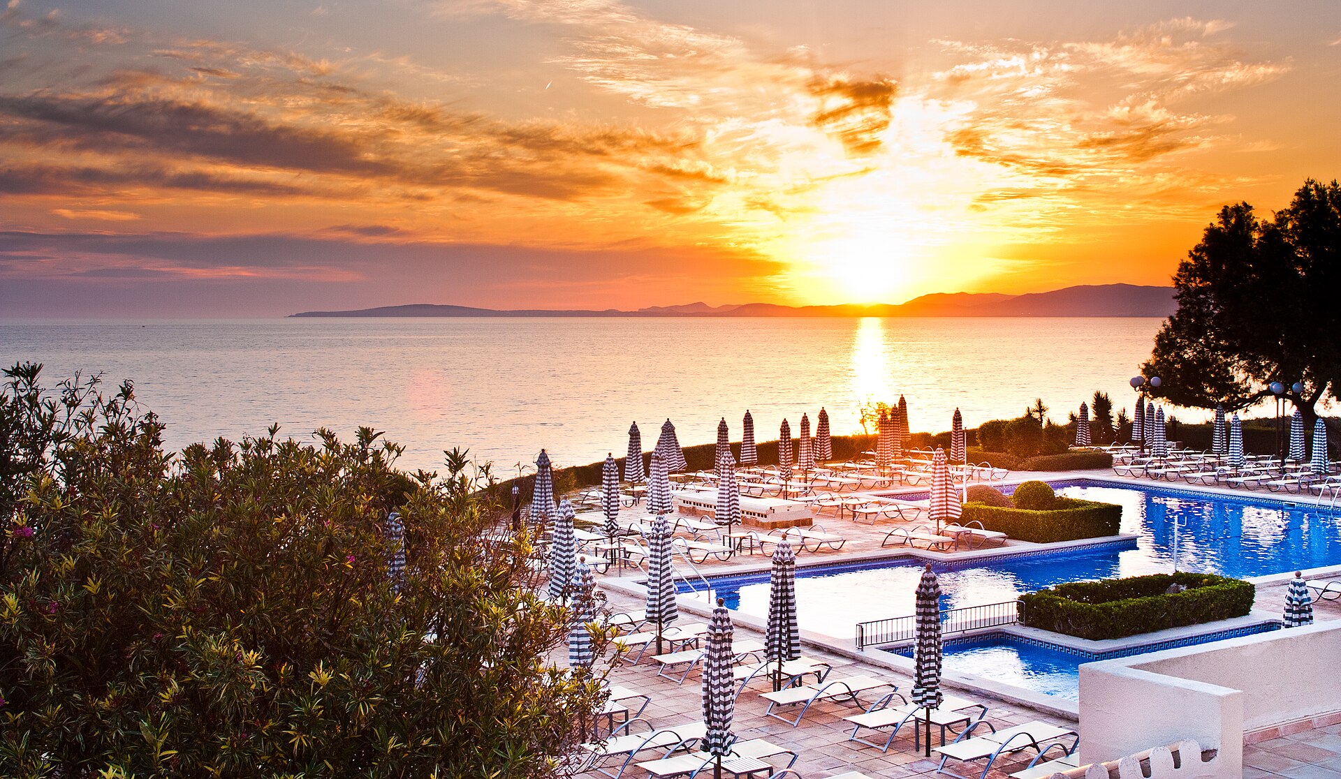 Zonsondergang aan de kust van Mallorca